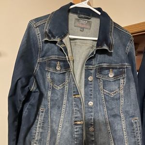 Torrid new without tags Jean jacket size 2